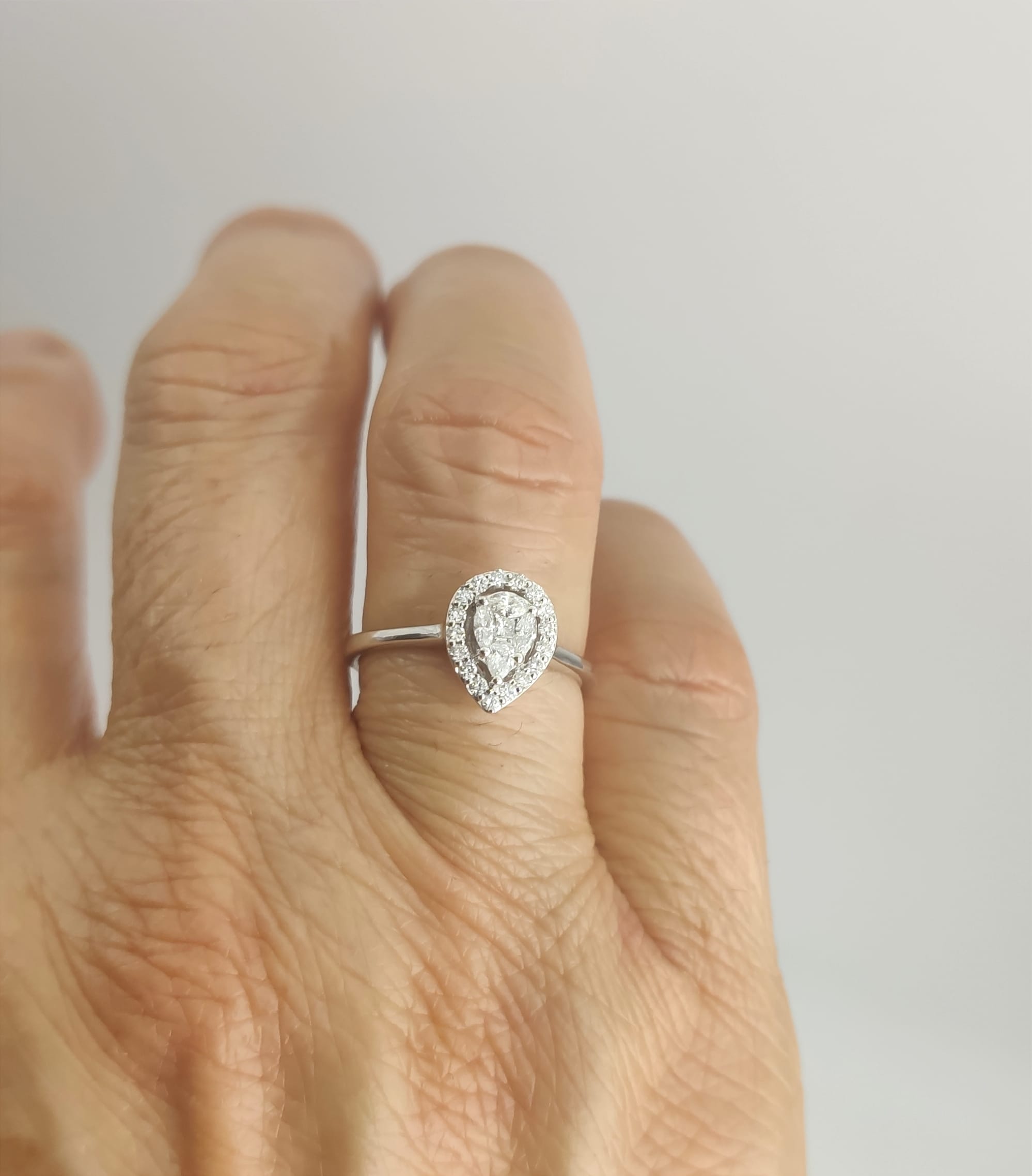 A. Caramanna Anello Goccia